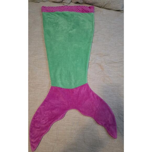 Blankie Tails Girls Purple Green Mermaid Tail - Picture 2 of 8